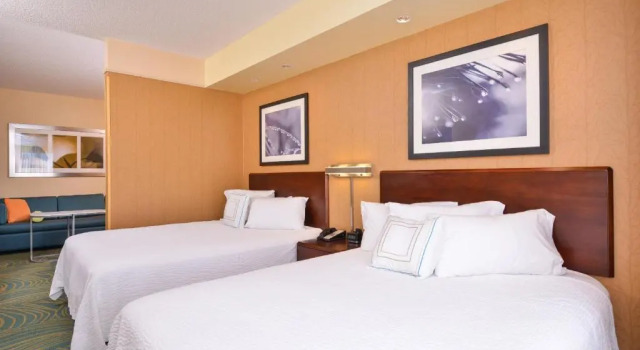 Четырёхместная студия SpringHill Suites Arundel Mills BWI Airport