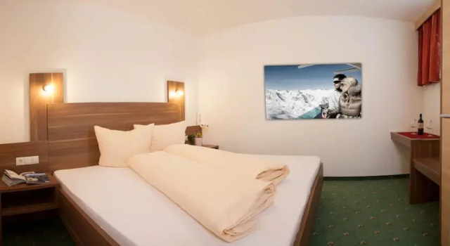 Apart Reich, Rezerwuj Hotel Hotele w Tyrol z parkingiem, Parking