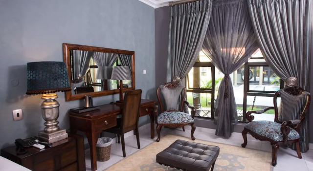 Номер Deluxe Elegant & Exclusive Boutique GuestHouse