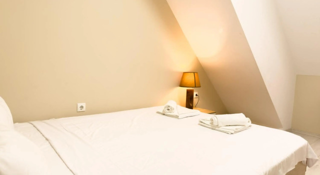 Holiwork Stays Business Suite, City Centre
