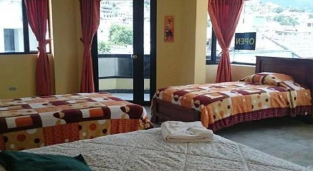 Hotel Flores el Marquez, Boek Hotel Otavalo Imbabura