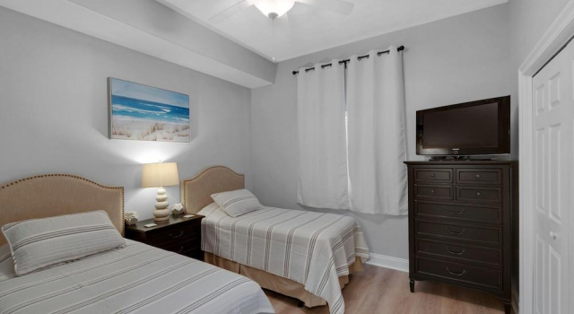 Treasure Island 0511, Book Hotel Hoteller i Lower Grand Lagoon med parkering, Parkering