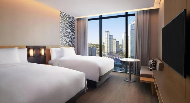 Четырёхместный номер Standard Courtyard by Marriott Suwon