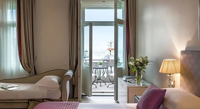 Двухместный номер Deluxe с балконом и с видом на море Savoia Excelsior Palace Trieste - Starhotels Collezione