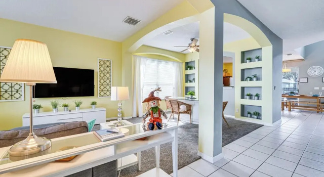 5 Mi to Disney: Ideal Family Getaway w/ Theater!