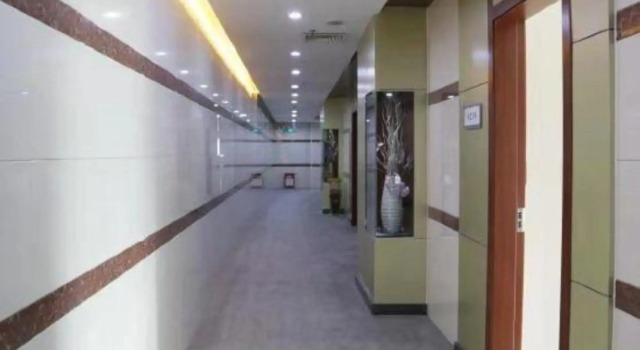 Jinzhu Business Hotel, Varaa Hotelli Hotellit Yancheng pysäköinnillä, Pysäköinti