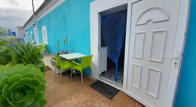 Студия Classic Tropicana Holiday Apartments