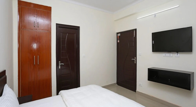 OYO 13473 Home 1 BHK IVY Towers Shyamkhet, Rezervovat Hotel Nainital Uttarakhand