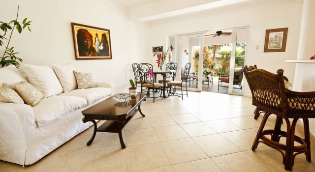 Cattleya's Blue Suite, Prenota Hotel Kingston Giamaica