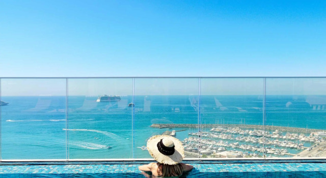 Кровать в общем номере The Tower at St Raphael Resort