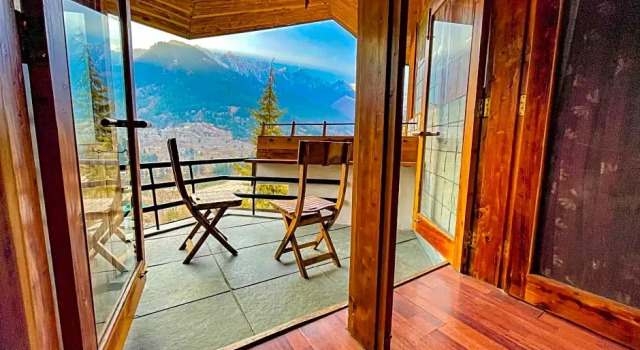 Люкс Manuallaya The Resort & Spa