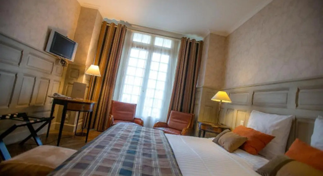 Люкс Villa Augeval Hôtel de charme & Spa