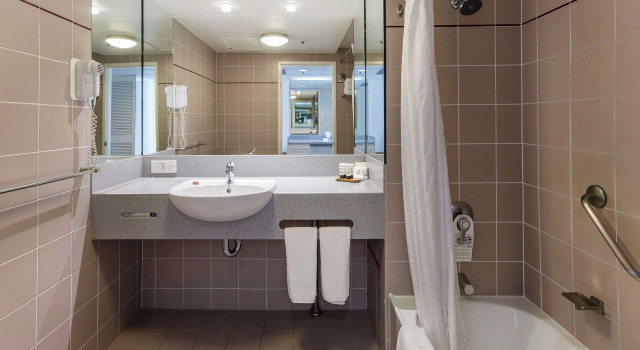 Семейный номер Standard Rydges Esplanade Resort Cairns