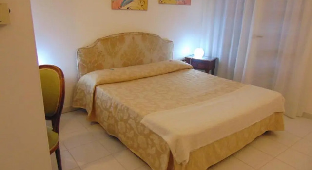 Standard Double room with balcony Hotel Callà 2