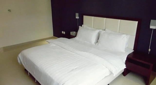 Romooz Inn Hotel Suites