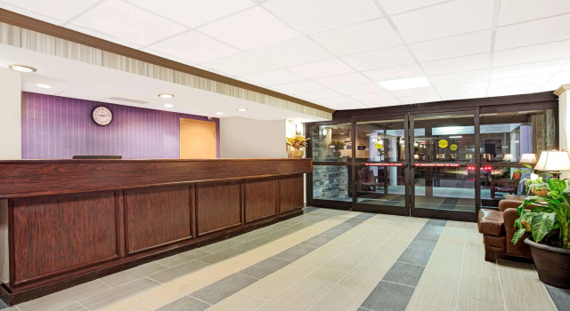 Days Inn by Wyndham Newport News City Center Oyster Point