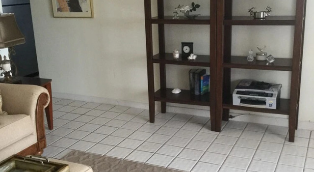Charming 1-bed Apartment Near Port Lucaya, Rezervovat Apartmán Freeport Grand Bahama