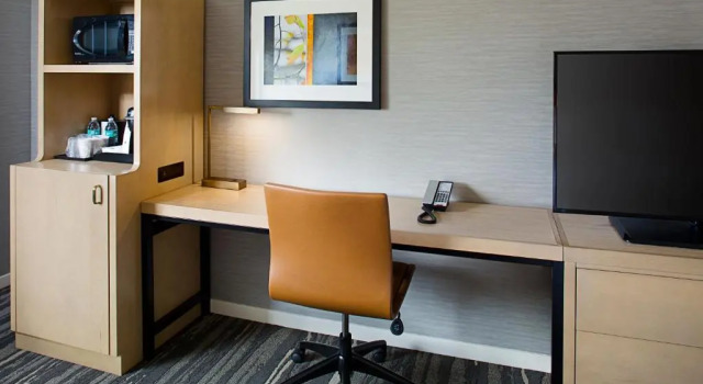 Четырёхместный номер Premium Hilton Garden Inn Providence