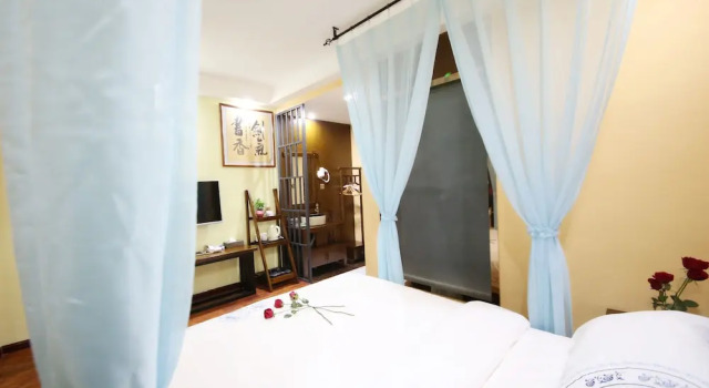 Zhangjiajie Debao Boutique Hotel, Rezerwuj Boutique Hotel Hotele w Wulingyuan z parkingiem, Parking
