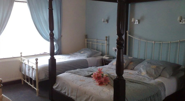 Aylesbray Lodge