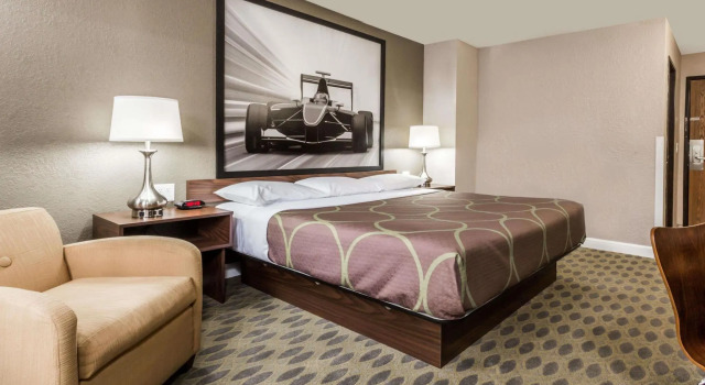 Четырёхместный номер Standard Deluxe Inn Willows