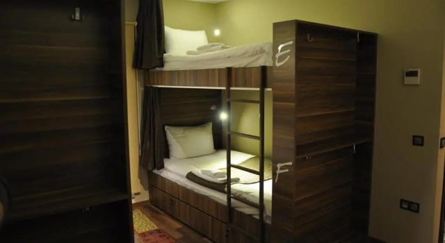 Кровать в общем номере (женский номер) Juliet Rooms & Kitchen