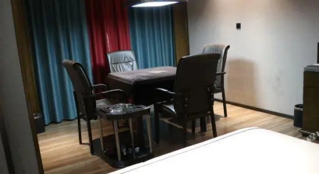 Huihe Park Hyatt Hotel, Prenota Hotel Hotel 3 stelle a Changsha, 3*