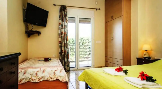 Comfy Nest in a Garden, Забронировать Отель Отели периферийной единицы Мессения 3 звезды, 3*
