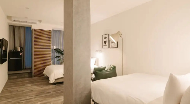 W11 Homestay