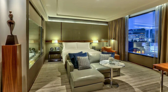 Двухместный полулюкс Hilton Sukhumvit Bangkok