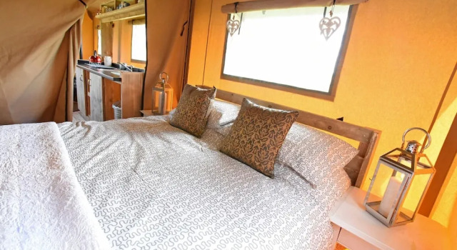 Carrs Hill Luxury Safari Tents, Забронировать Отель Отели Центральной Шотландии с парковкой, Парковка