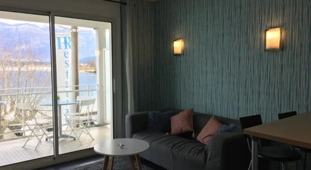 Vue sublime sur le lac du Bourget
