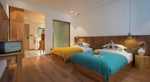 Двухместный номер Economy Lijiang Snow Mountain Bengu Hotel (Shuhe Ancient Town Branch)