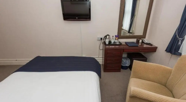 Трёхместный номер Classic OYO Devonshire Park Hotel