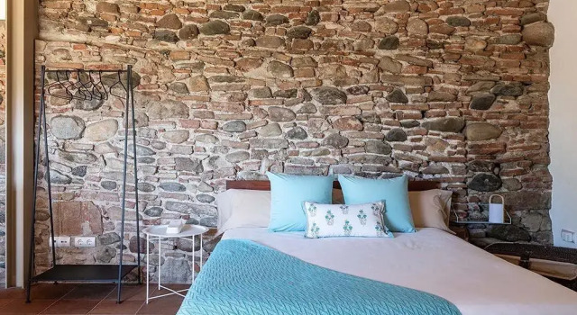 RUSTIC & CHIC b&b, 예약 베드 앤드 브렉퍼스트 라 로카 델 바예스 카탈로니아
