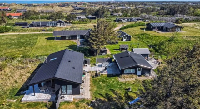 "Sampo" - 400m from the sea in NW Jutland, Rezervovat Hotel Løkken 