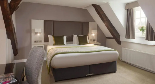 Двухместный полулюкс Albrighton Hall Hotel and Spa, a member of Radisson Individuals