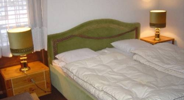 Apartment Jeanne d'Arc H48, Prenota Appartamento Hotel a Canton Vallese con parcheggio, Parcheggio