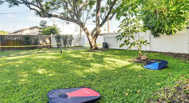 St Pete Home for Retreat & Corporate Travelers, Rezerwuj Dom wakacyjny Wille w Pinellas County, Willa
