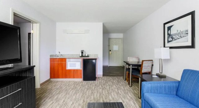Двухместный люкс c 1 комнатой Holiday Inn Express Lancaster by IHG