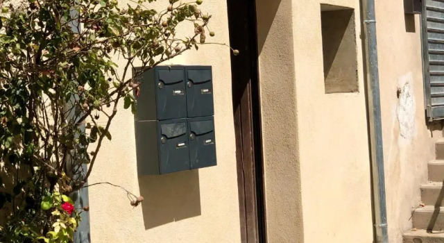 Provençal Studio Netflix Appart-hotel-Provence, Забронировать Отель Ла-Фар-лез-Оливье Альпы
