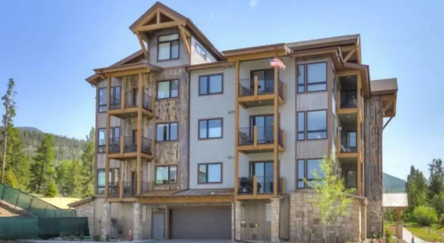 Clearwater Lofts Luxury 1 Bed Condo Near Lakeside Village