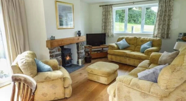 Penallt-isaf, Varaa Hotelli Llanarthney Carmarthenshire