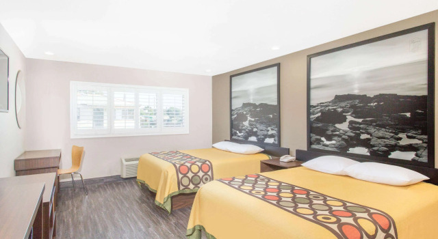 Super 8 by Wyndham National City Chula Vista