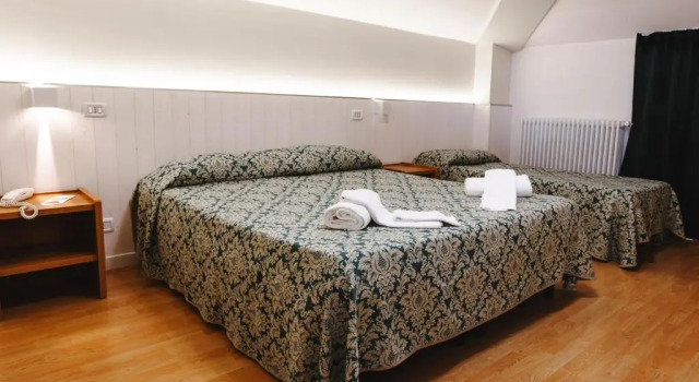 Hotel Degli Olmi, Rezervasyon Otel  