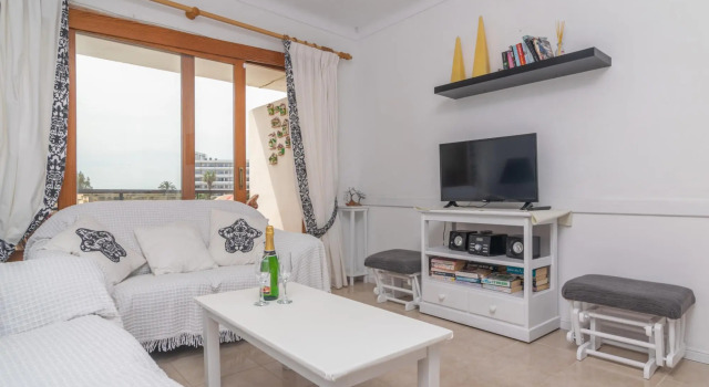 SOL - Nice flat close to the beach and leisure area Free WiFi, Book Hotel Alcudia Majorca