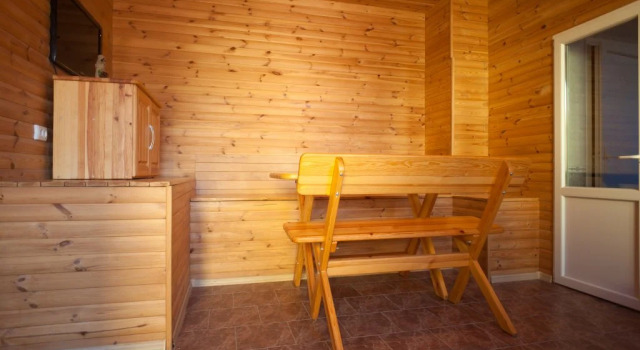 Edelweis Hotel, Rezervovat Hotel Kerč 