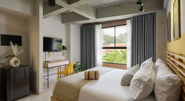 Люкс Superior 30 Living Suites
