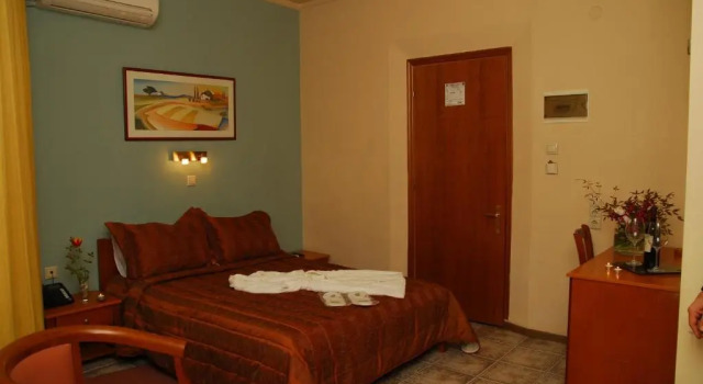 Номер Standard Paris Hotel