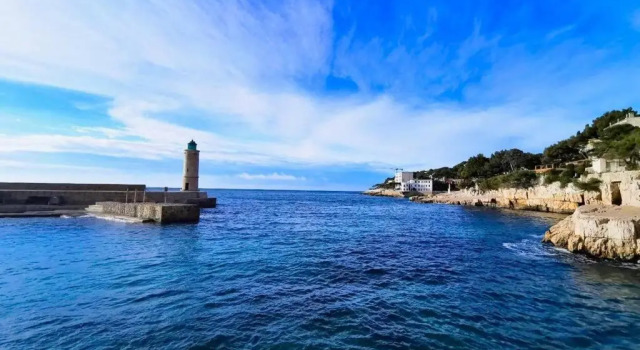 Апартаменты LE RAVISSANT - 50m du Port - très calme